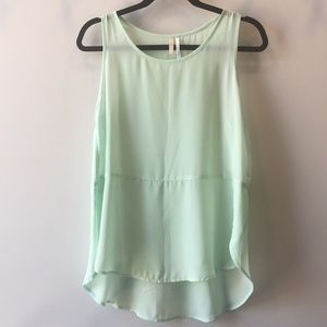 Frenchi high-low tank